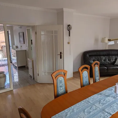 Gemutliches Haus In Appartement *